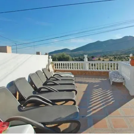 Villa House Famara,in For Family And Friends Pool